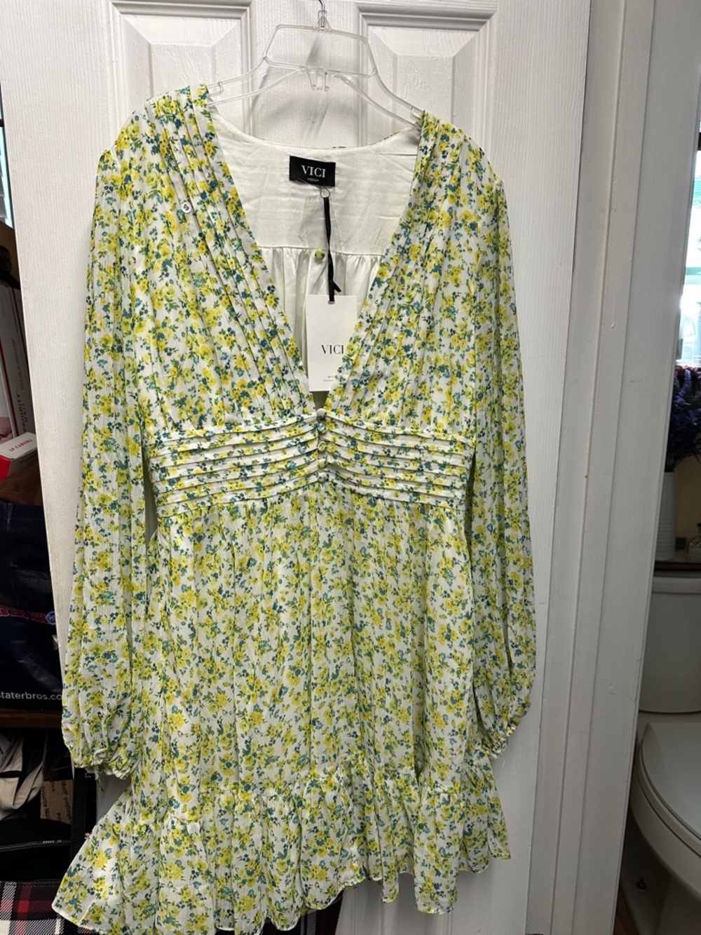 VICI Lemon & Green Floral V-Neck Pintuck Tunic